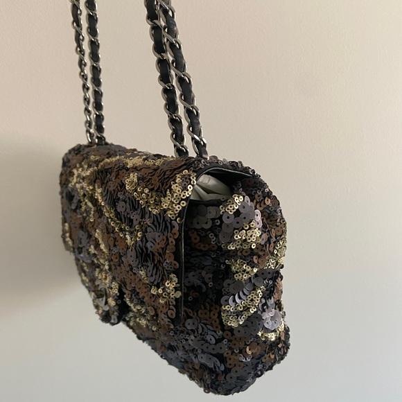 Rare authentic chanel sequin bag - Picture 3 of 5